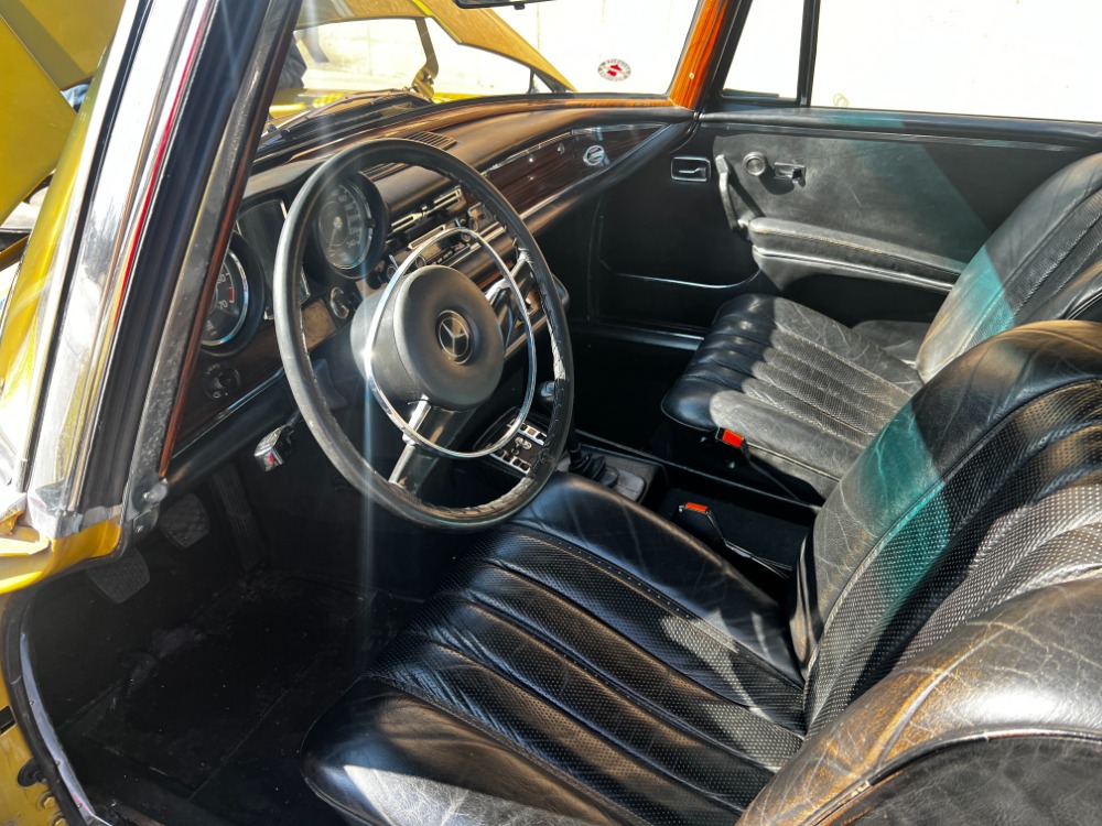 Used 1971 Mercedes-Benz 280SE 3.5 Coupe   | Astoria, NY