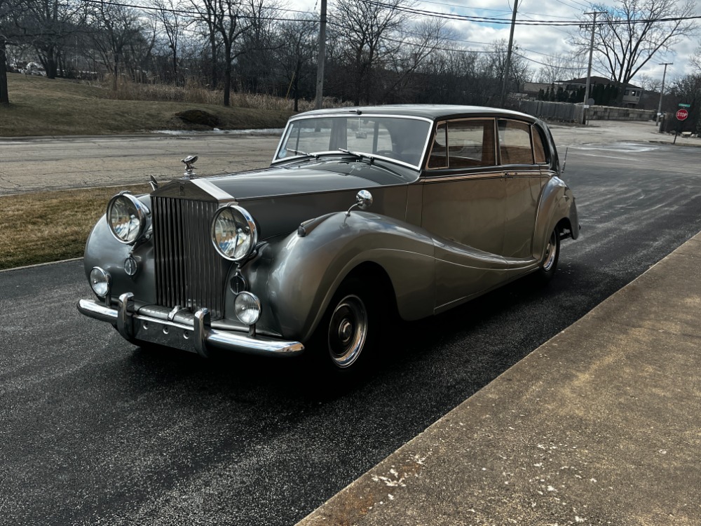 1954 Rolls-Royce Silver Wraith 1