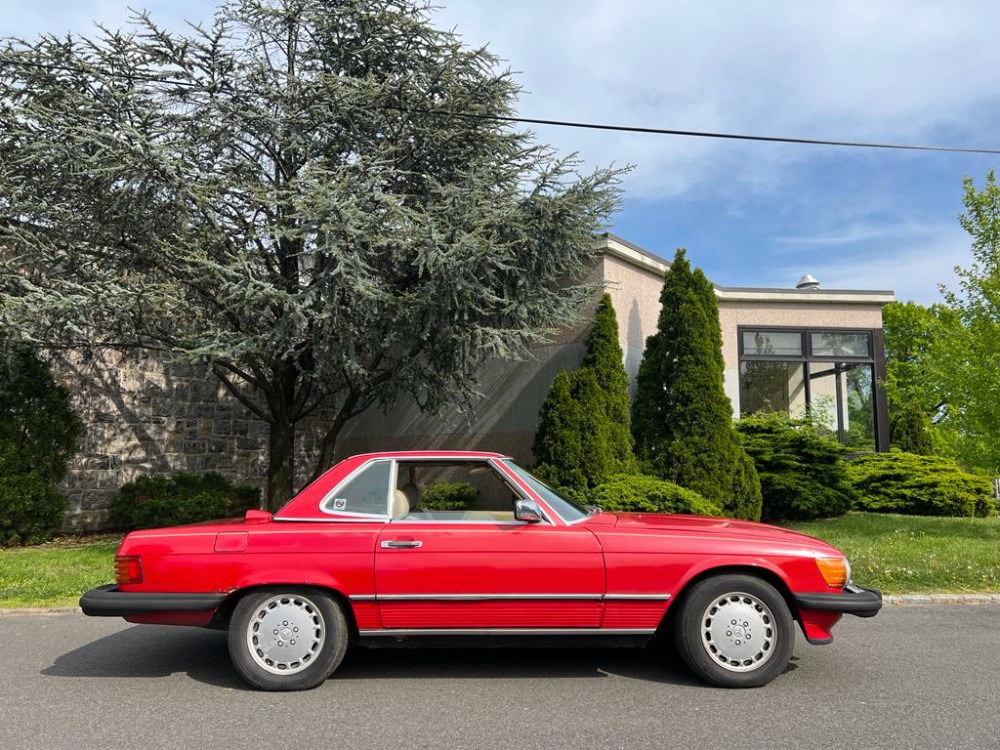 Used 1987 Mercedes-Benz 560SL  | Astoria, NY