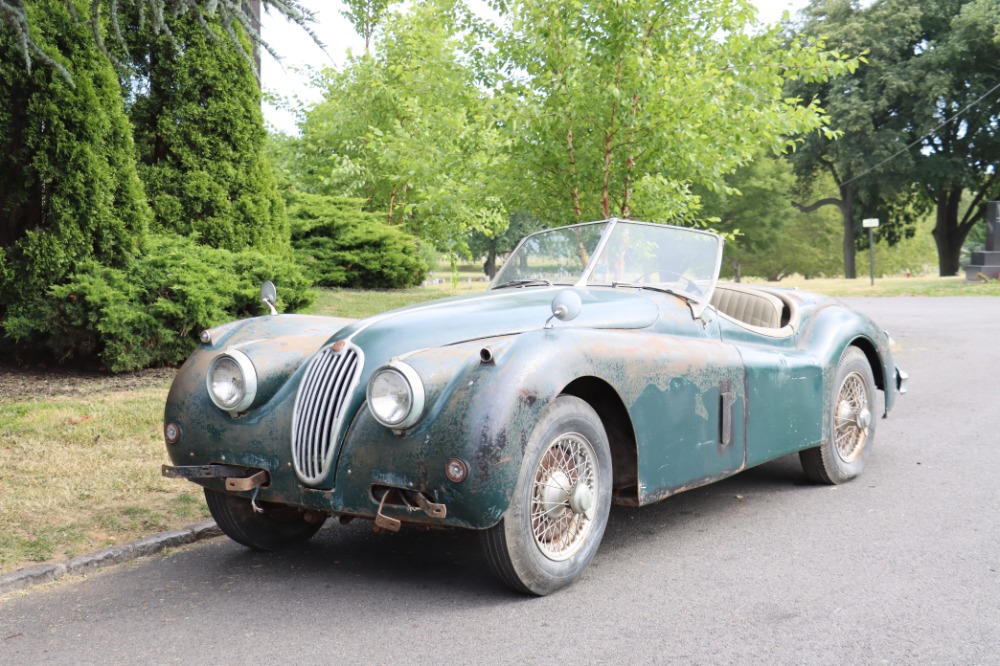 1957 Jaguar XK140 Roadster 2