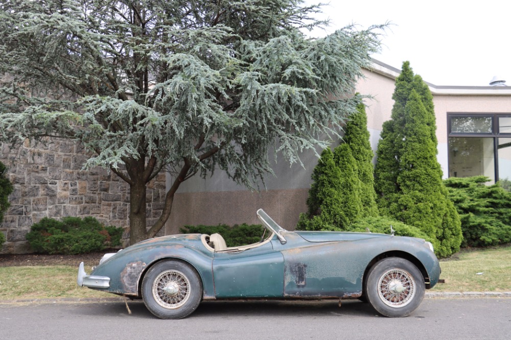 1957 Jaguar XK140 3