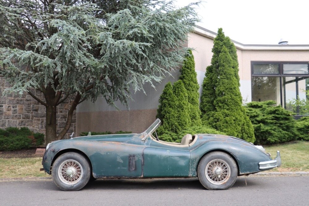 1957 Jaguar XK140 4