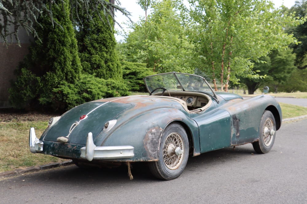 1957 Jaguar XK140 5