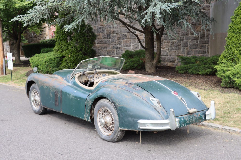 1957 Jaguar XK140 Roadster 6