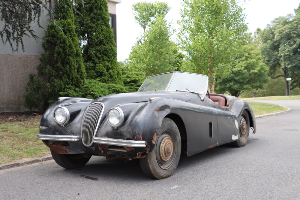1952 Jaguar XK120 2