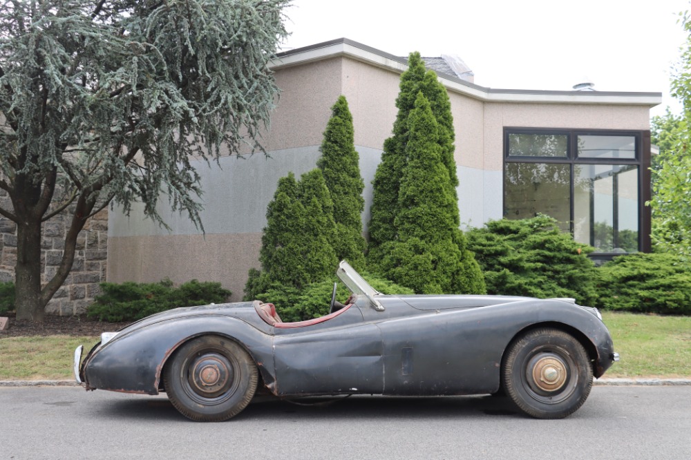 1952 Jaguar XK120 3
