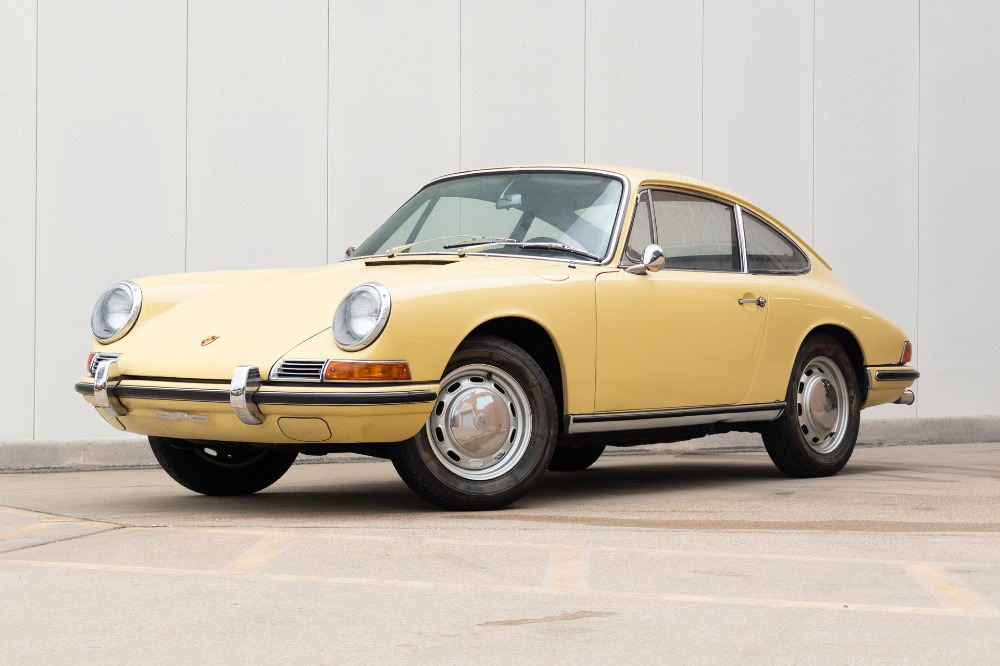 1966 Porsche 911 Coupe 2