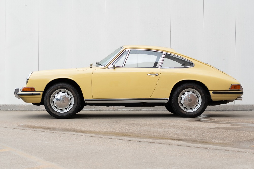 1966 Porsche 911 Coupe 4