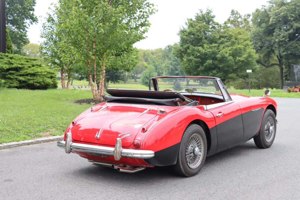 1965 Austin Healey 3000BJ8 5