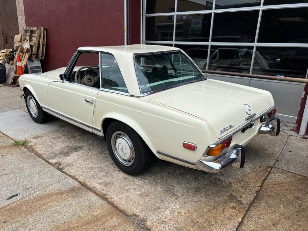 Used 1970 Mercedes-Benz 280SL   | Astoria, NY