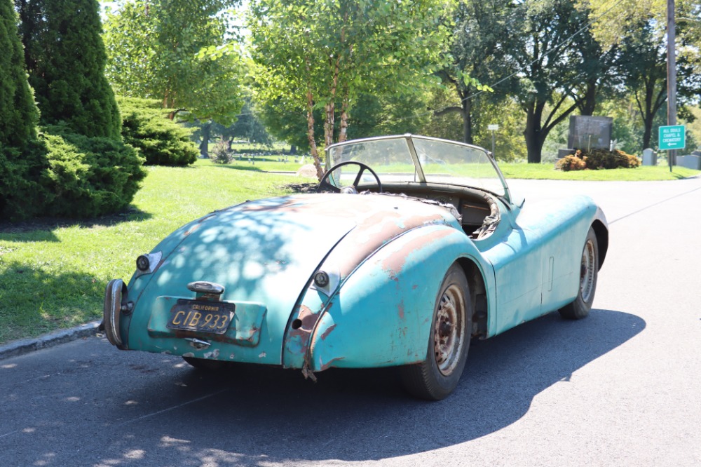 1953 Jaguar XK120 Roadster 3