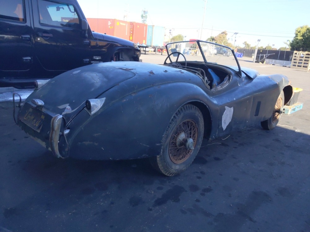 1954 Jaguar XK120 3