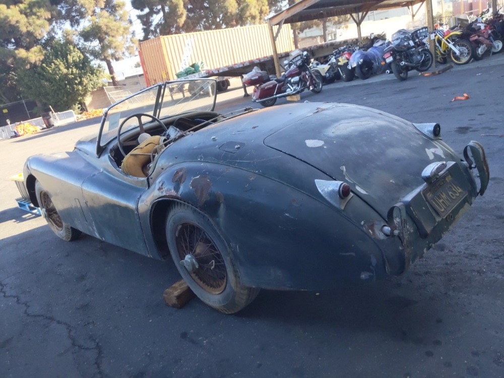 1954 Jaguar XK120 4