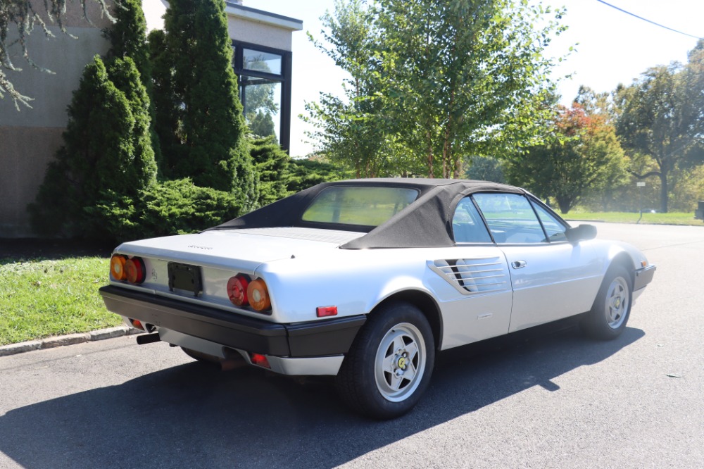 1985 Ferrari Mondial 5