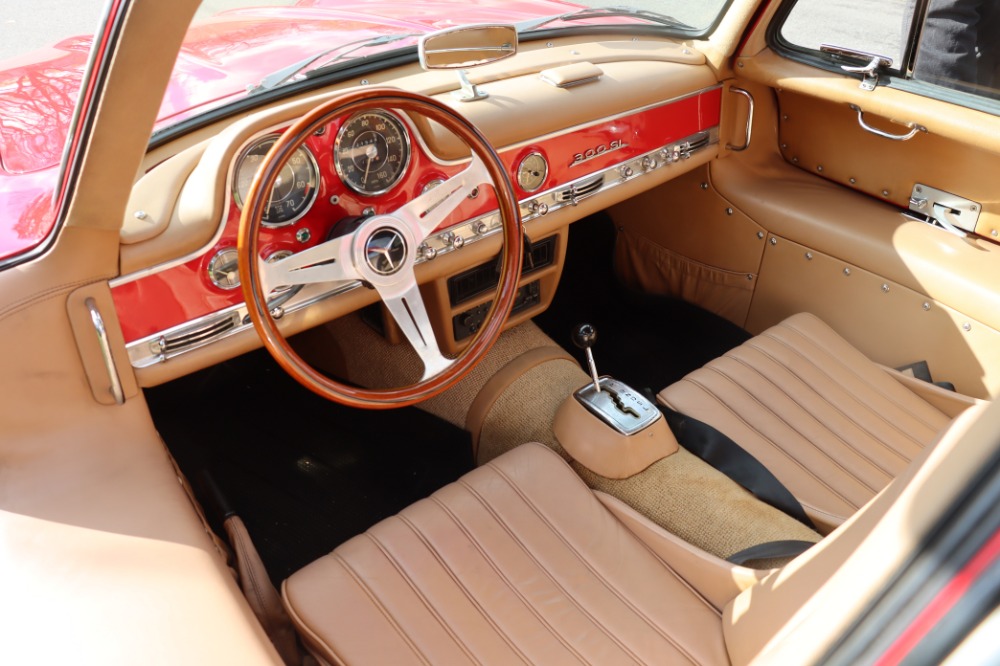1989 Mercedes-Benz 300SL 10