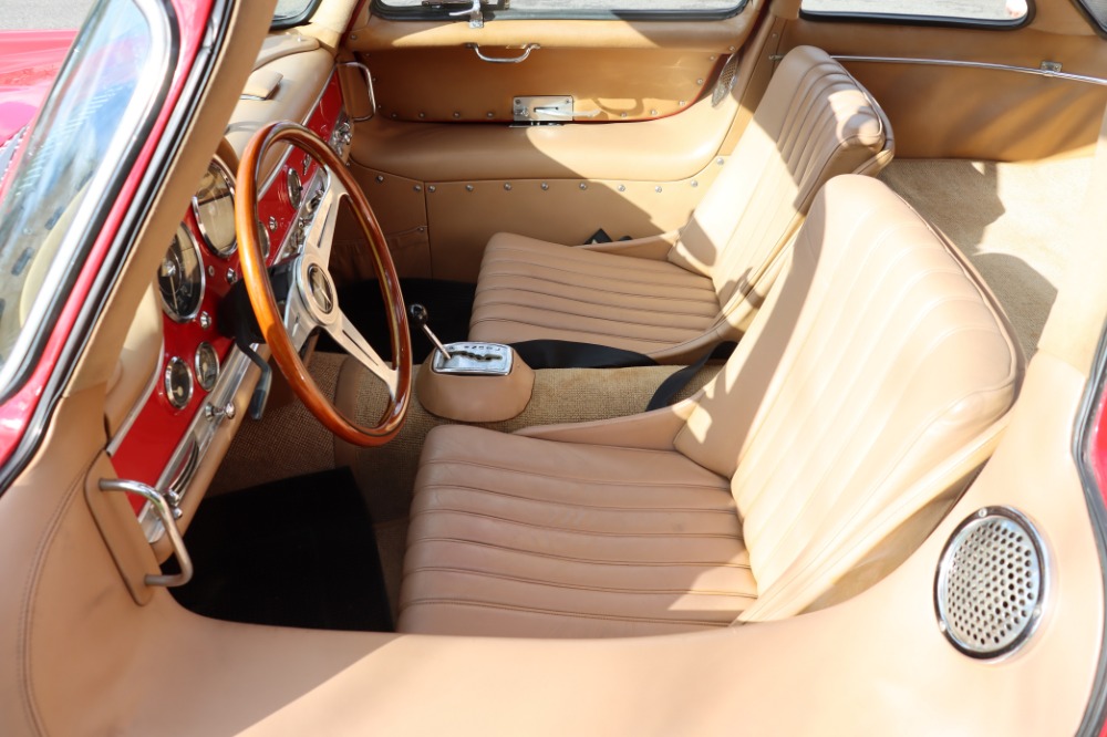1989 Mercedes-Benz 300SL 11