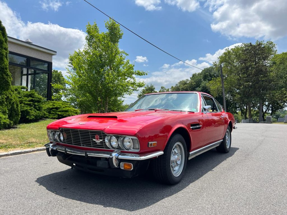 1971 Aston Martin DBS 2