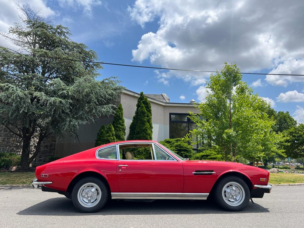 1971 Aston Martin DBS 3
