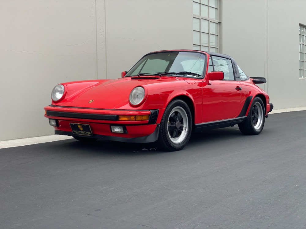 1987 Porsche 911 Carrera Targa 2