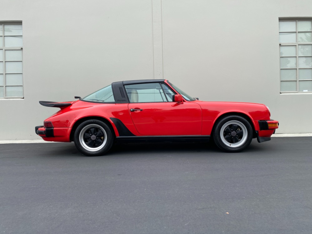 1987 Porsche 911 Carrera Targa 3