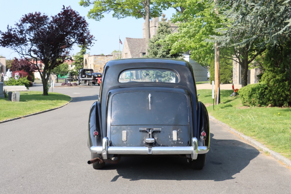 1951 Rolls-Royce Silver Dawn LHD 6