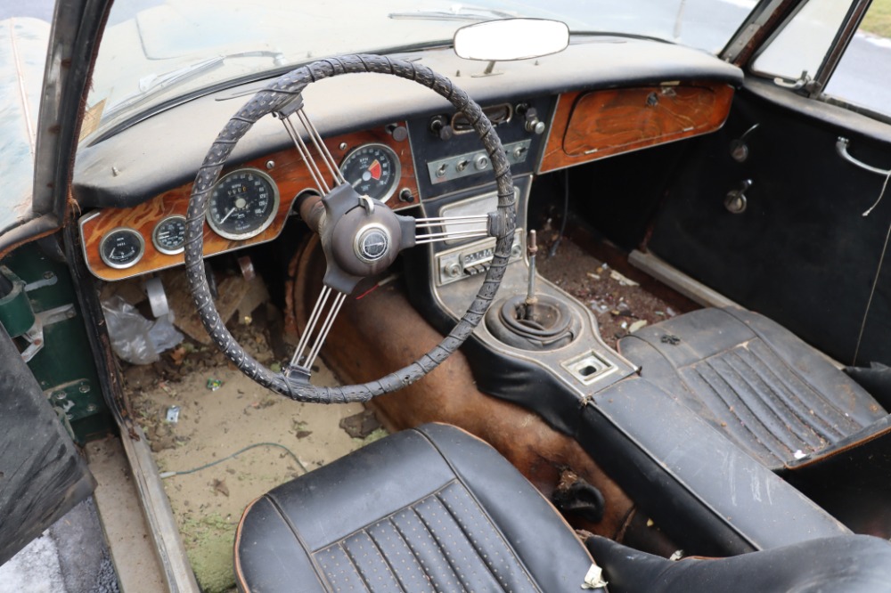 1967 Austin Healey 3000 MK III 7