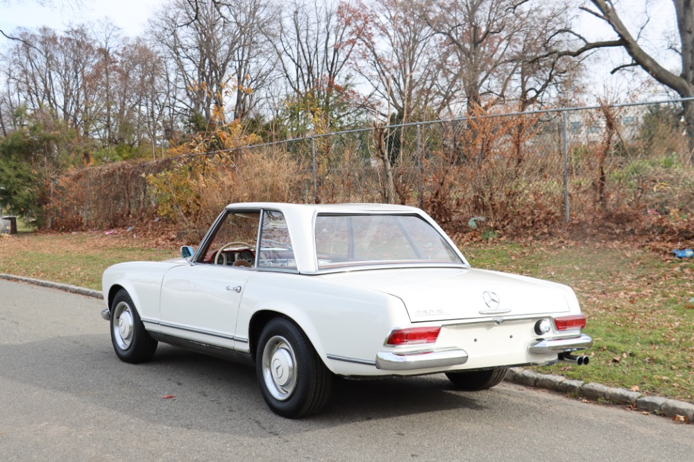 1965 Mercedes-Benz 230SL 6