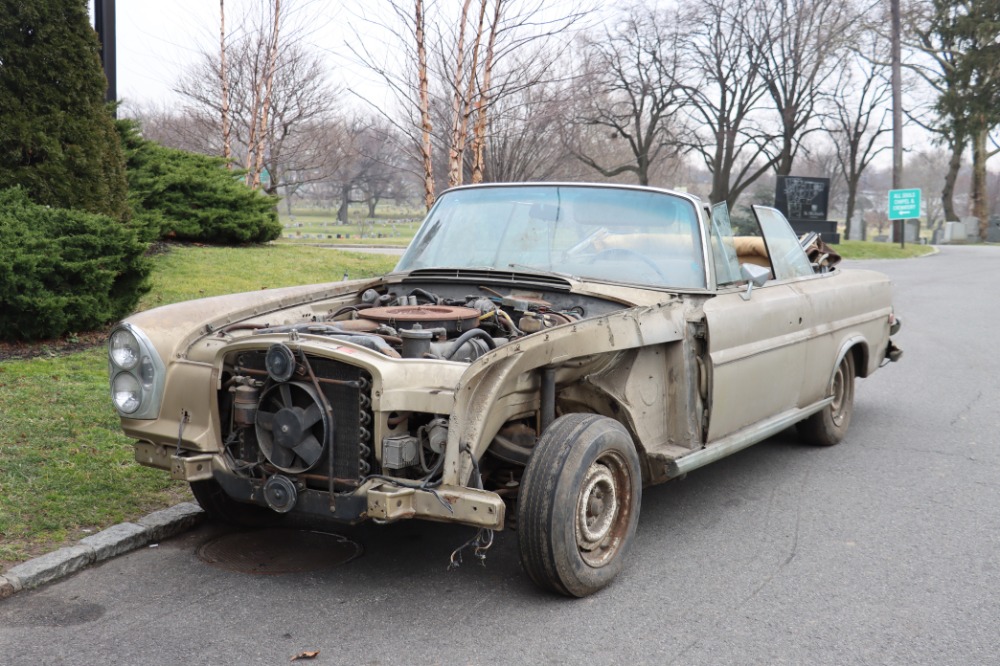 Used 1971 Mercedes-Benz 280SE 3.5 Cabriolet   | Astoria, NY