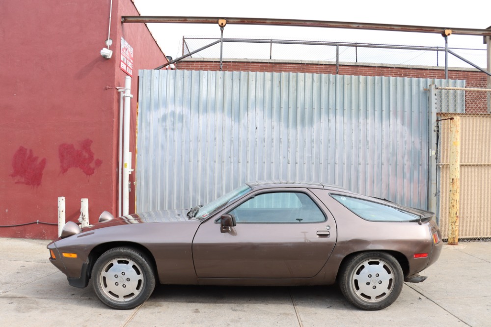 Used 1984 Porsche 928S  | Astoria, NY