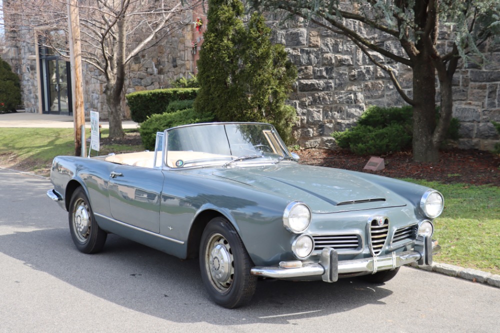 1963 Alfa Romeo 2600 Spider 