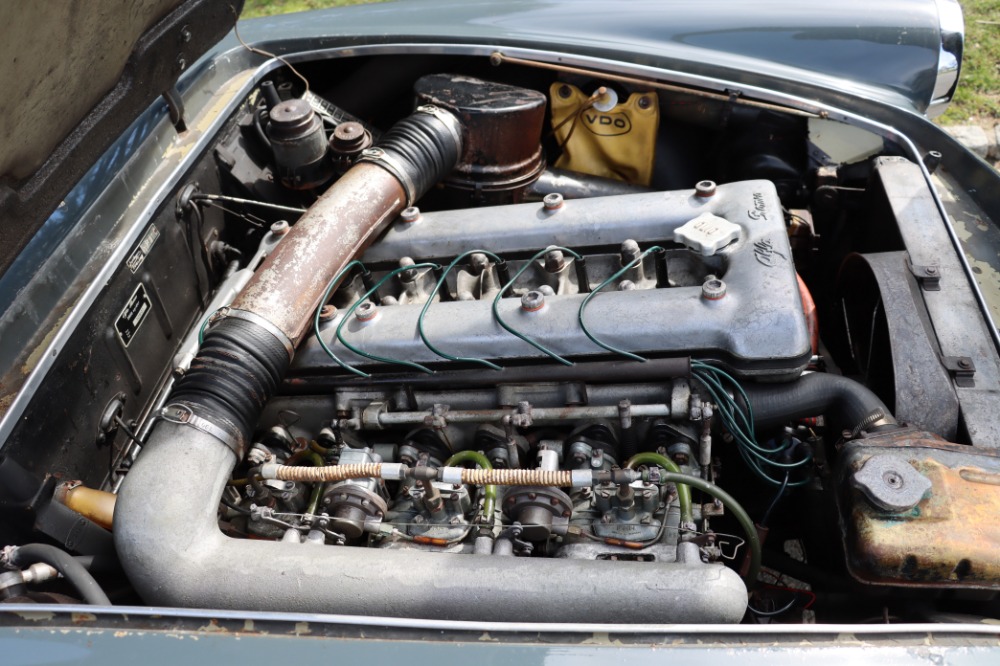 1963 Alfa Romeo 2600 8