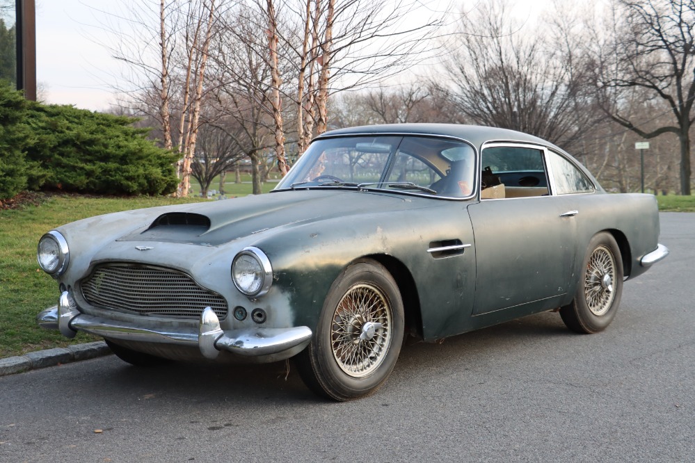 1961 Aston Martin DB4 Series II 2