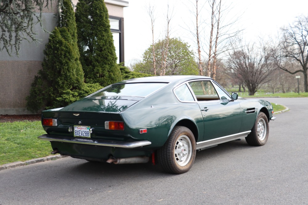 1982 Aston Martin V8 5