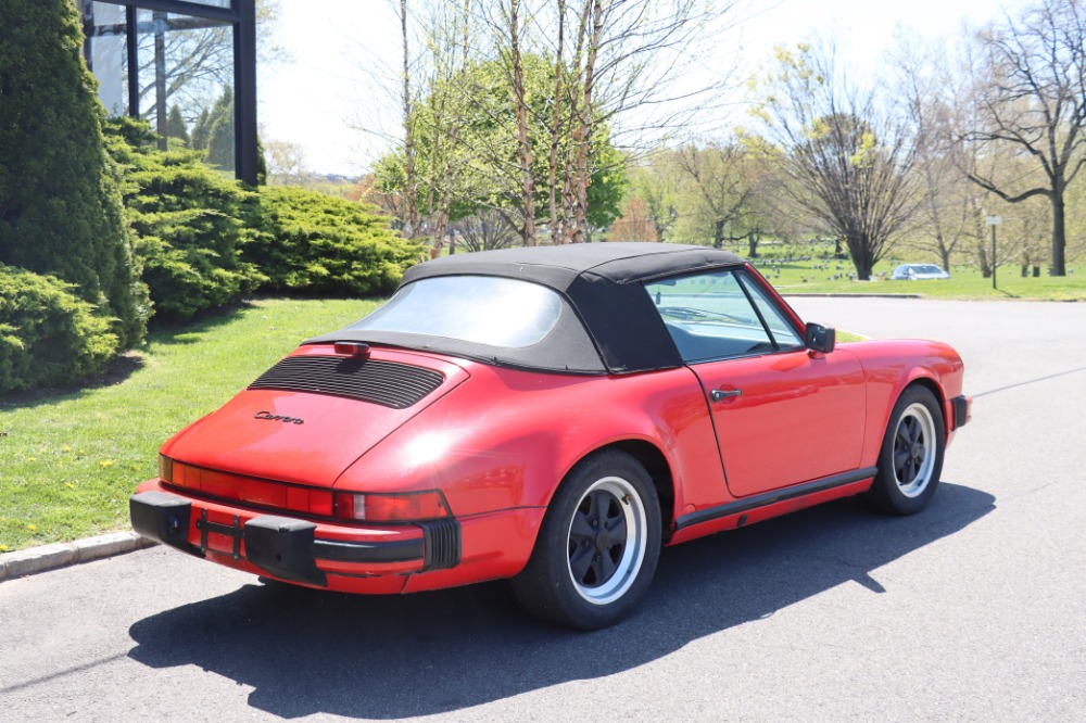 1988 Porsche 911 Carrera 5