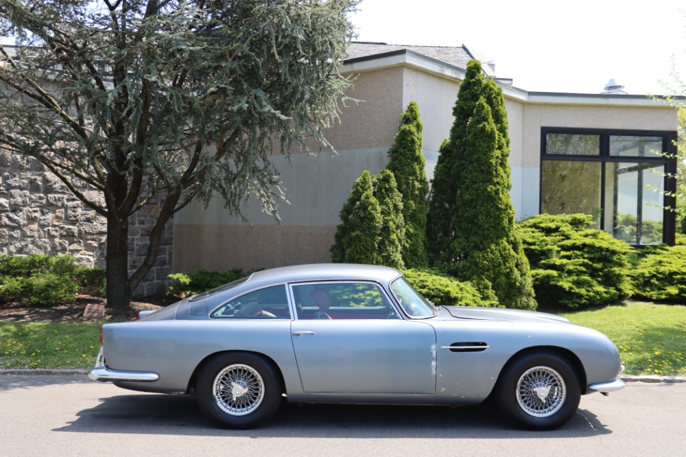 1965 Aston Martin DB5 3