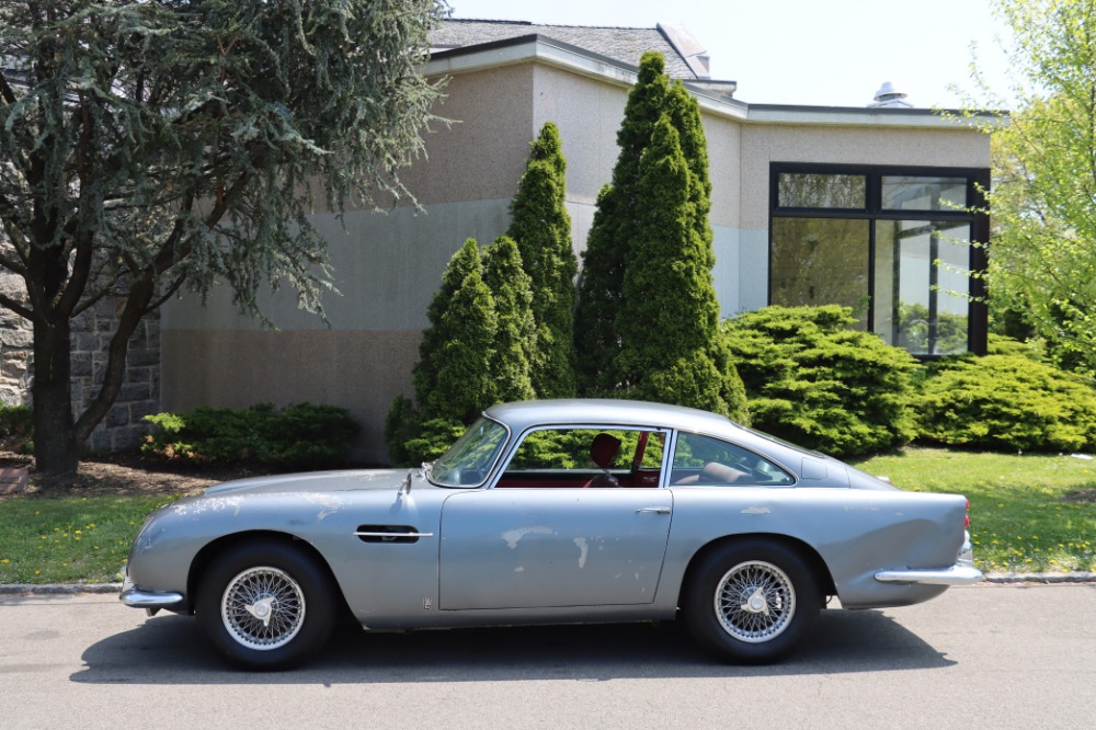 1965 Aston Martin DB5 4