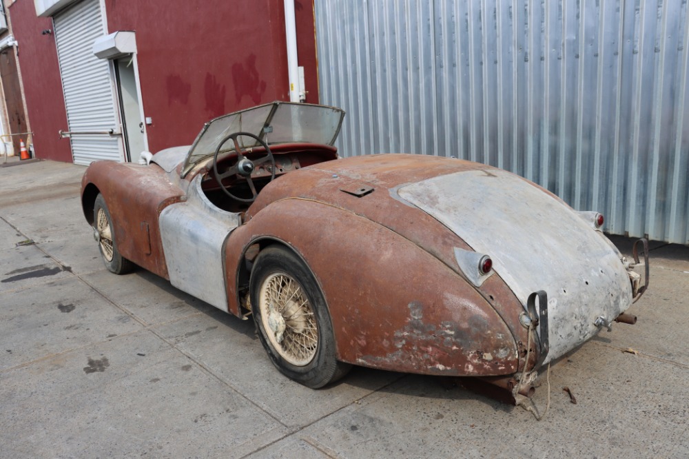 1954 Jaguar XK120 3