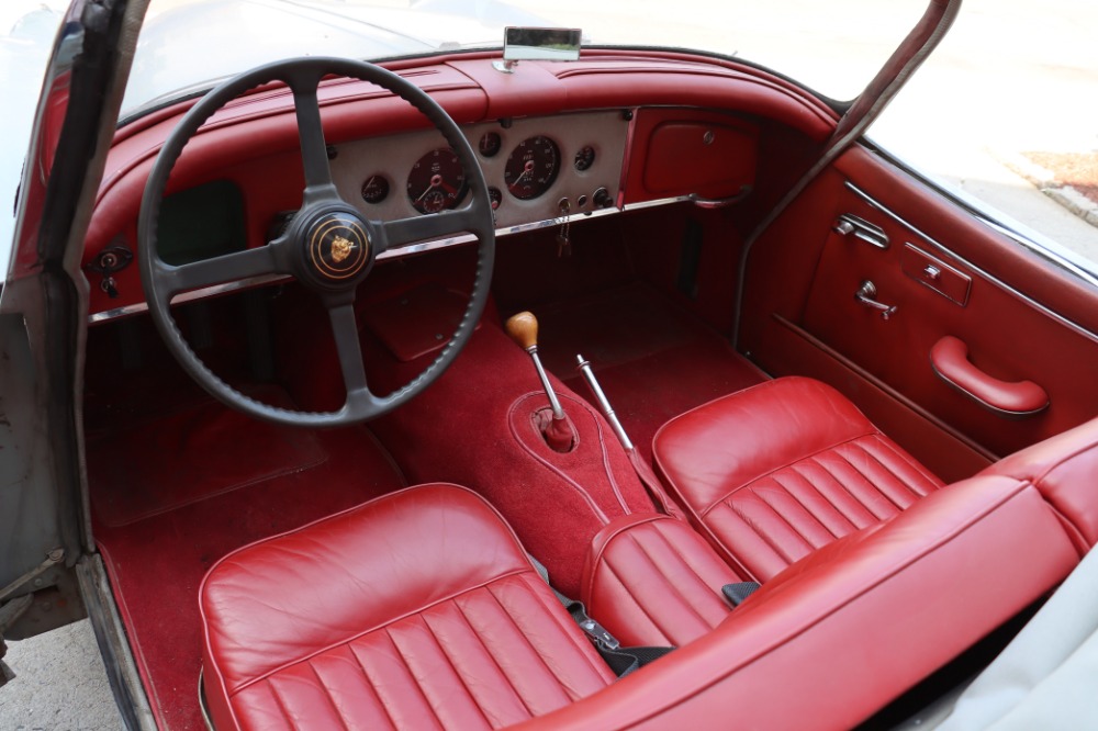 1960 Jaguar XK150S Roadster 6