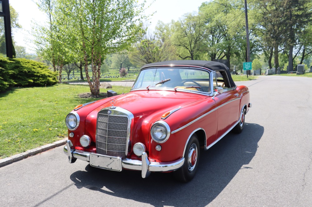 1959 Mercedes-Benz 220S 2
