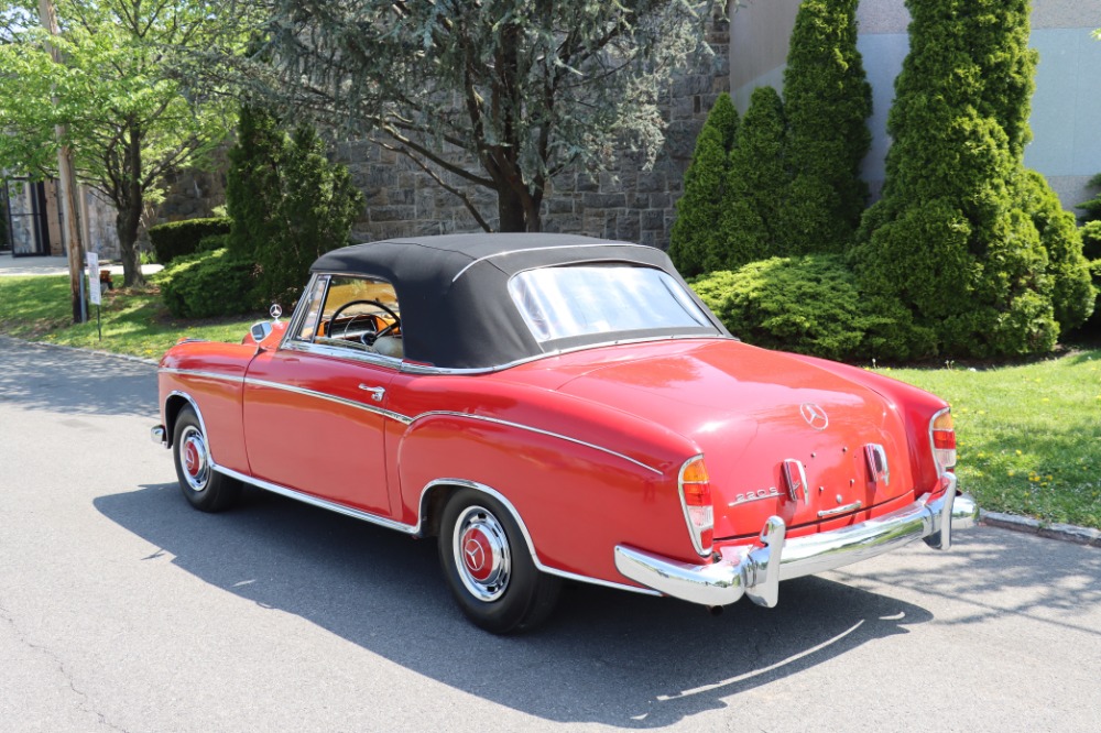 1959 Mercedes-Benz 220S Cabriolet 6