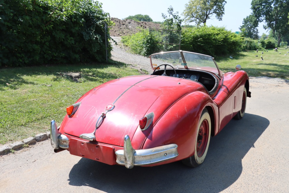 1957 Jaguar XK140 5
