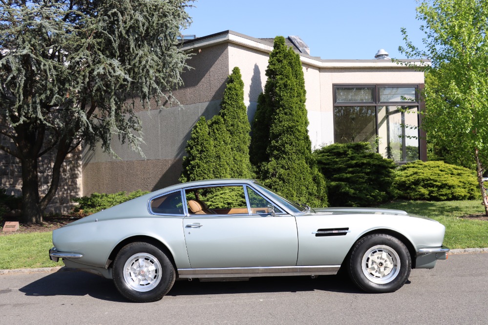 1971 Aston Martin DBS 3