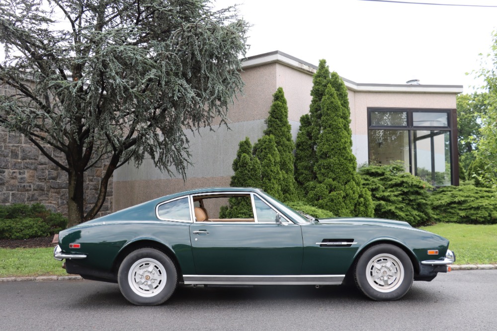 1976 Aston Martin V8 3