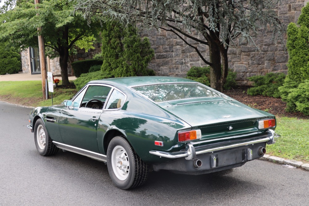 1976 Aston Martin V8 6