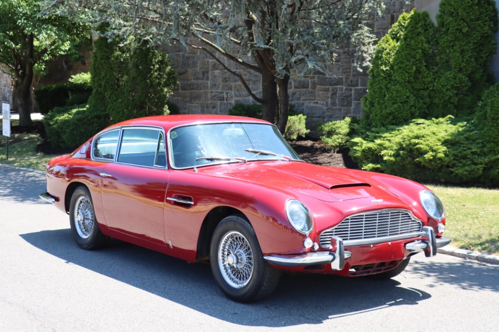 1967 Aston Martin DB6 1