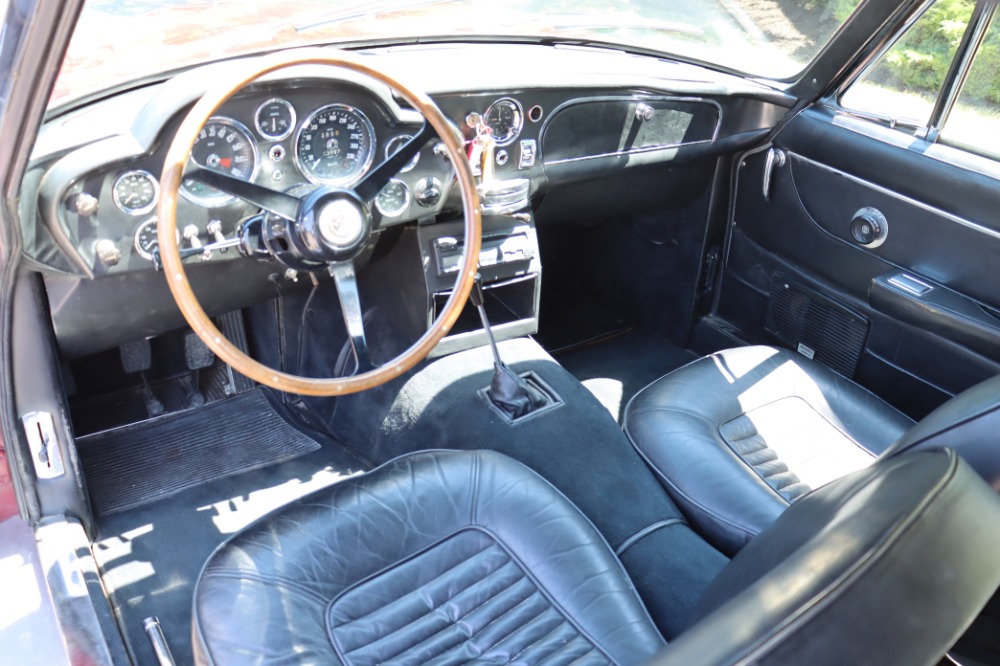 1967 Aston Martin DB6 7