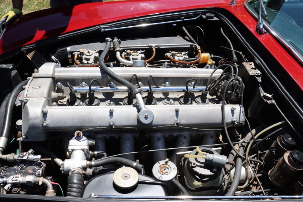 1967 Aston Martin DB6 8