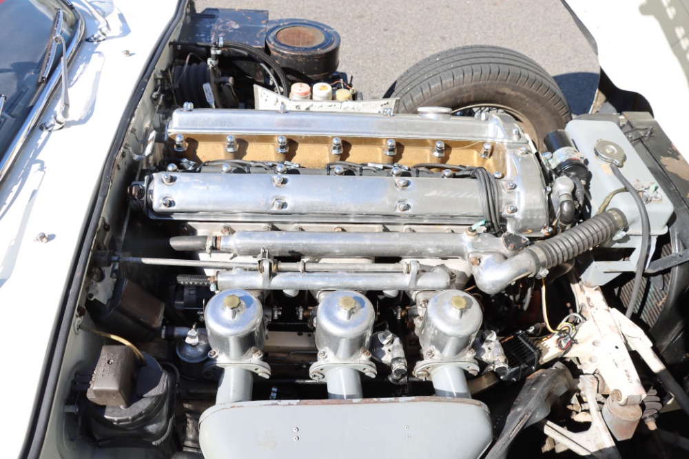 1963 Jaguar XKE 8