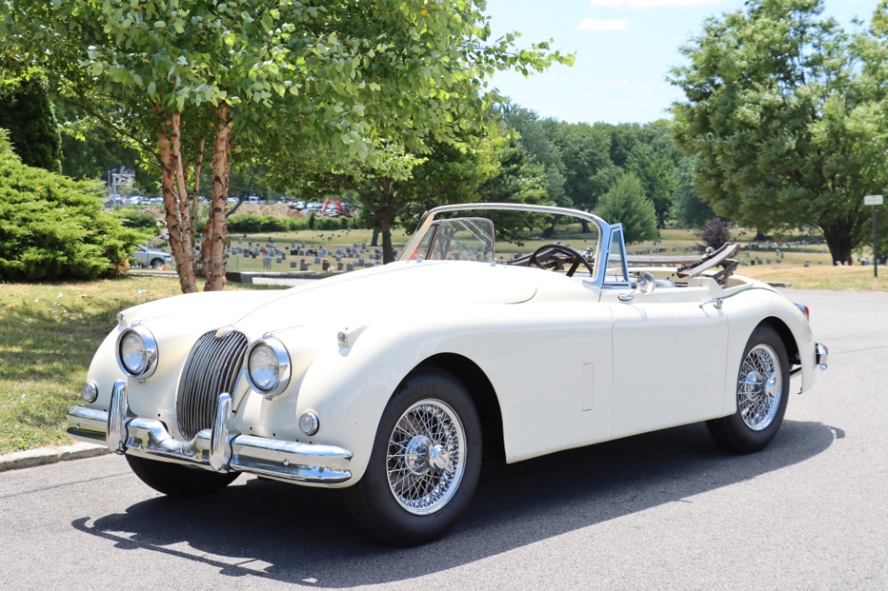 1961 Jaguar XK150 2