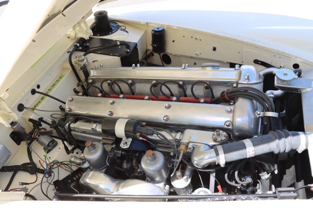 1961 Jaguar XK150 8